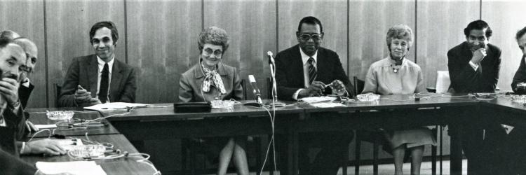 1982_chiara_al_cec_1982_philip_potter_segr_e_dirigenti_cec.head_